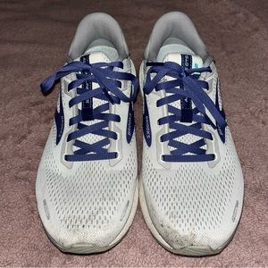 Brooks Adrenaline GTS 22 Size 10.5D “Alloy/Blue/Green”